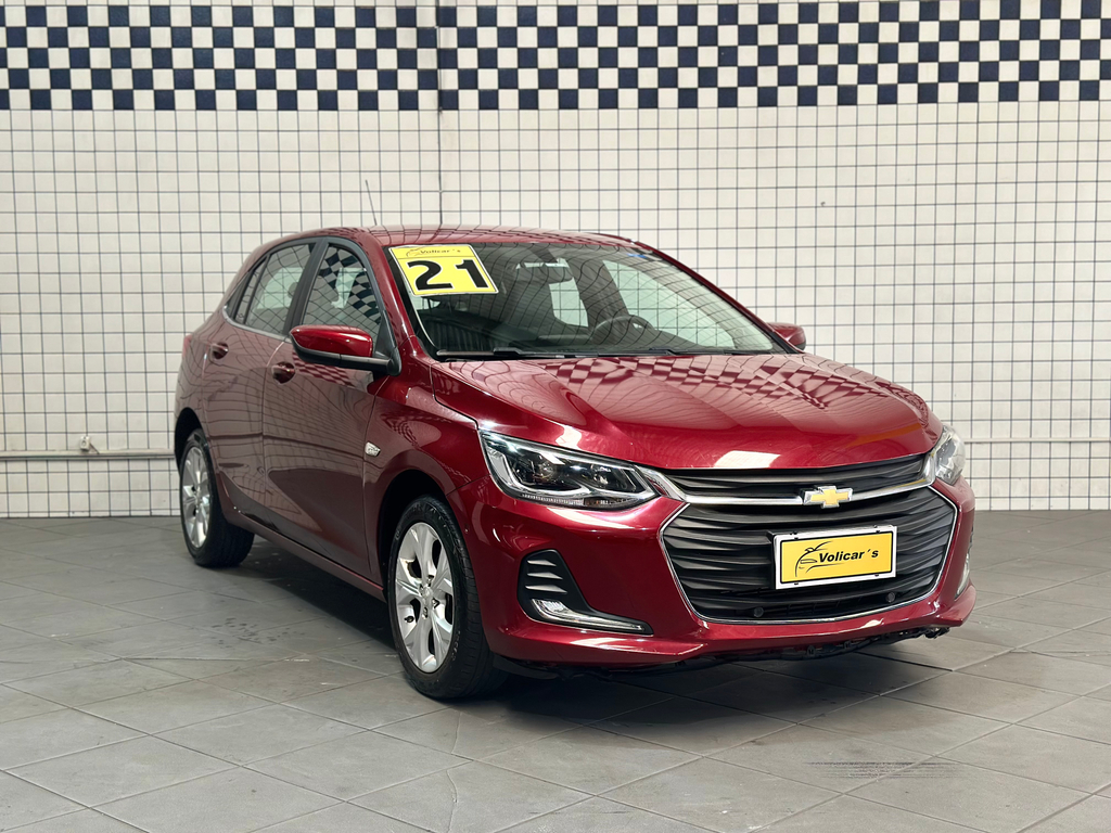 Chevrolet Onix Vermelho