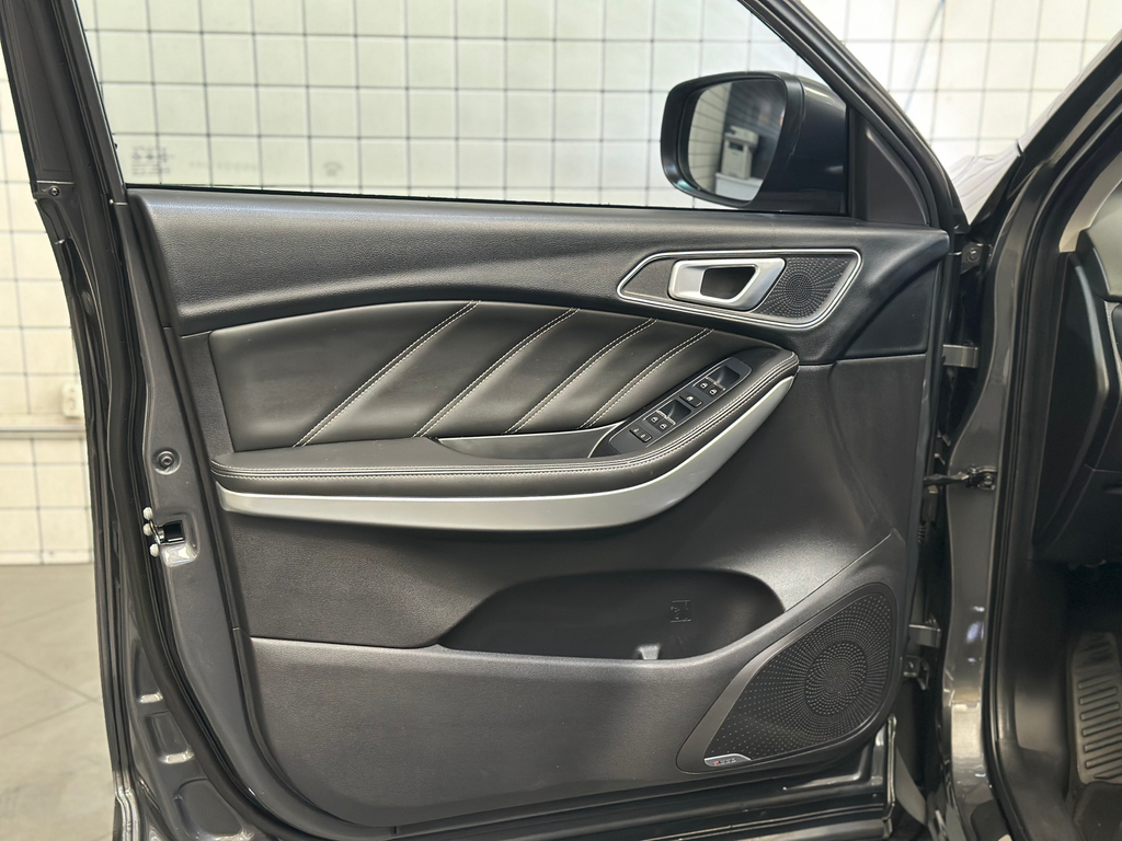 Chery Tiggo 7 Cinza
