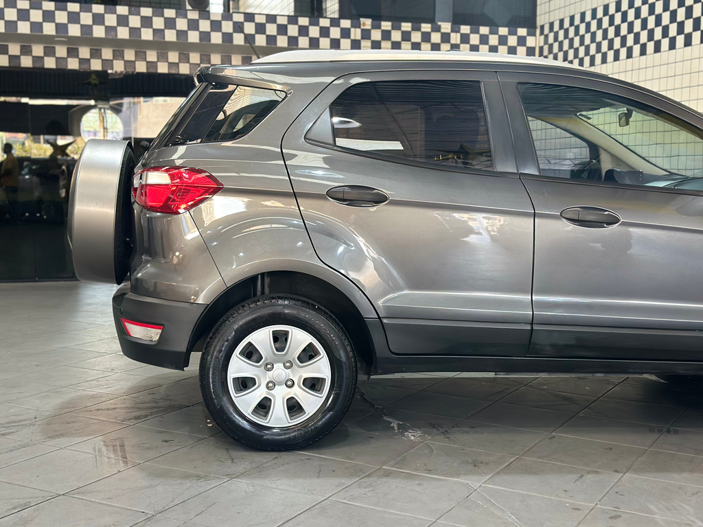 Ford EcoSport Cinza