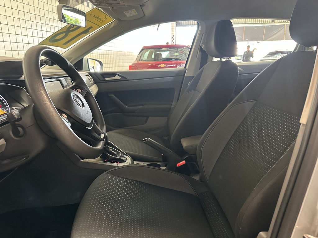 Volkswagen Polo Prata