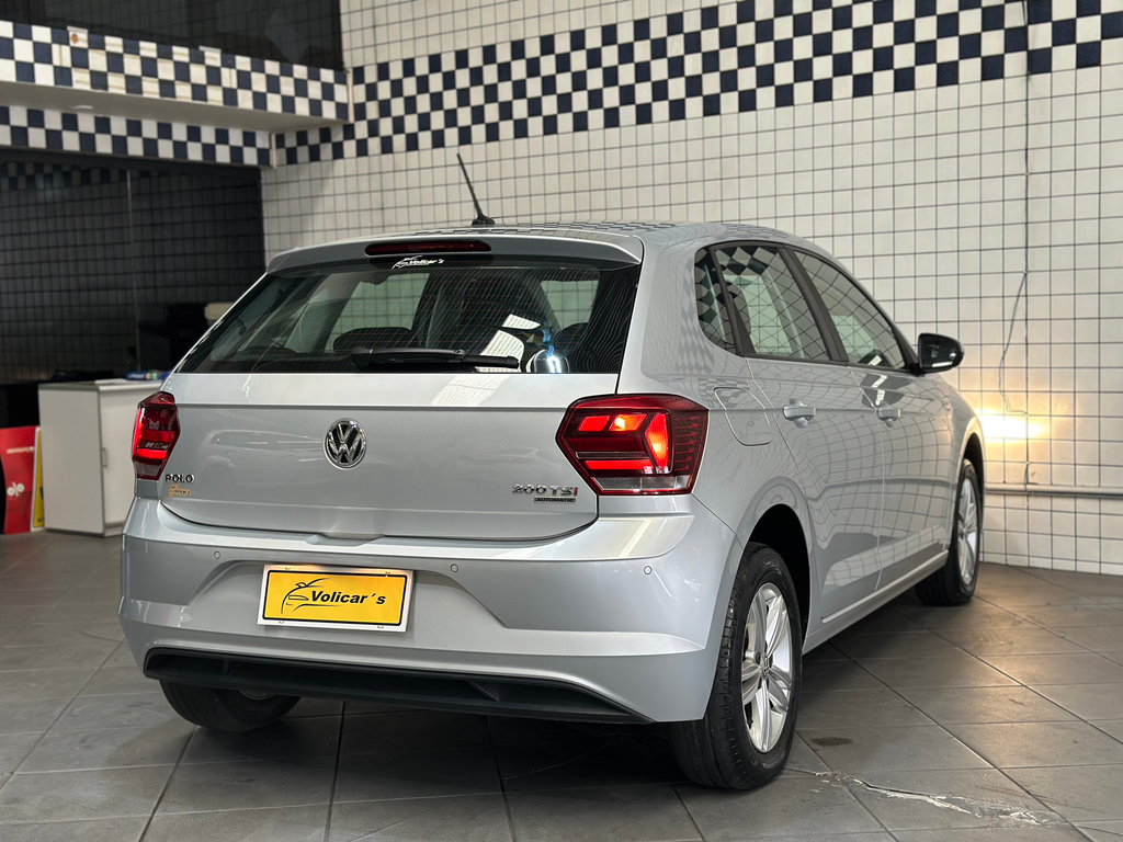 Volkswagen Polo Prata