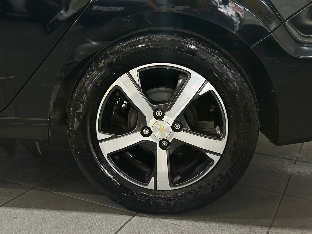 Chevrolet Prisma Preto