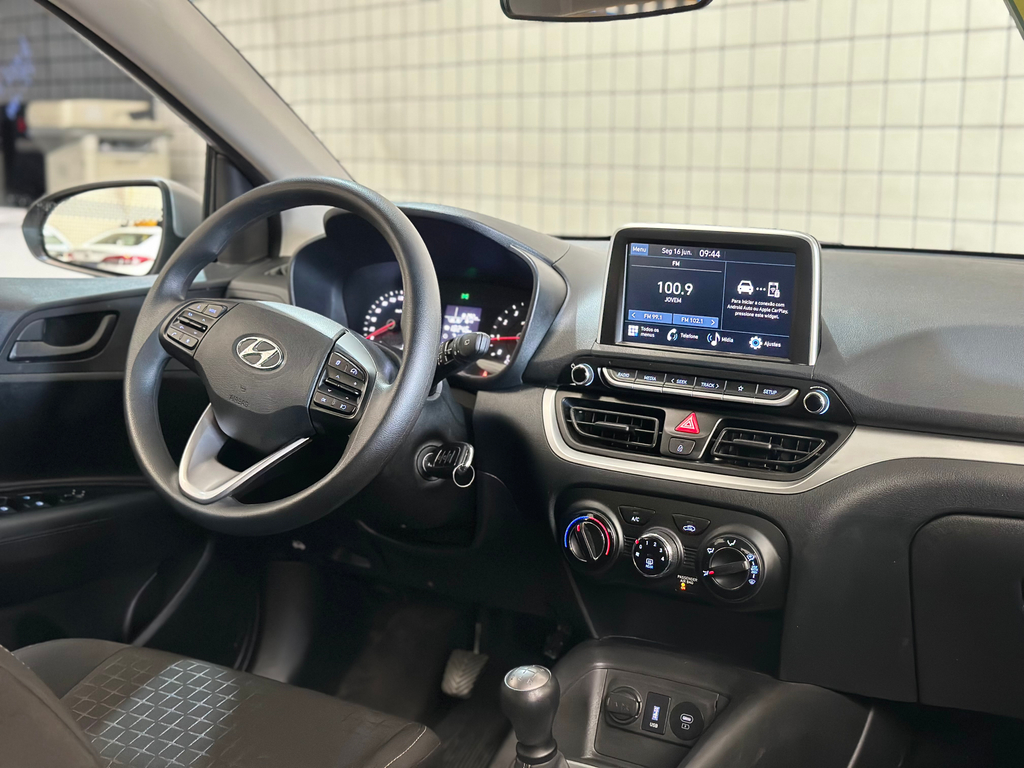 Hyundai HB20 Prata