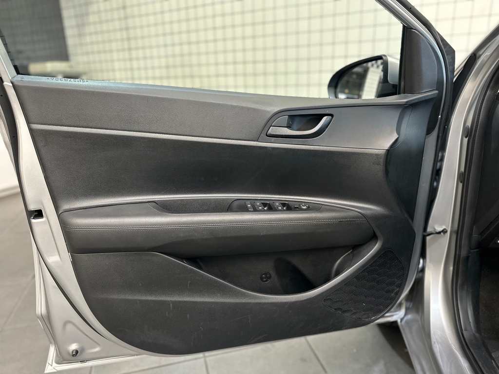 Hyundai HB20 Prata