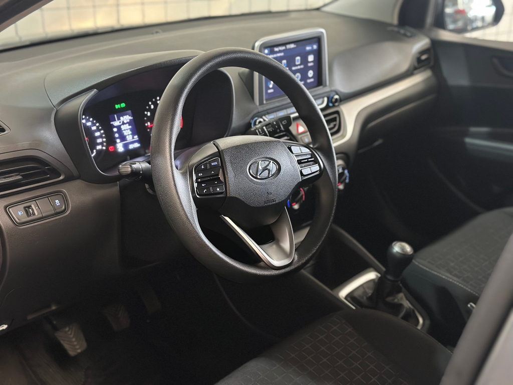 Hyundai HB20 Cinza