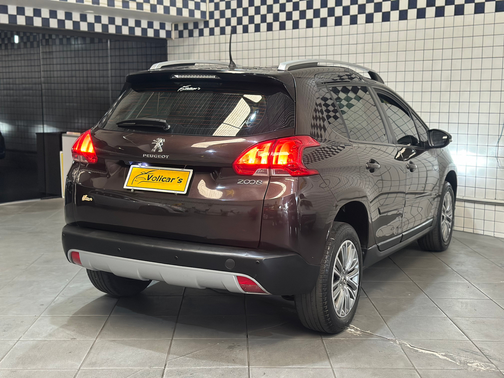 Peugeot 2008 Marrom