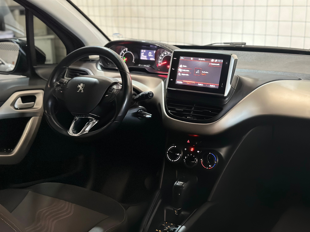 Peugeot 2008 Marrom