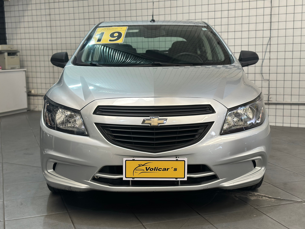 Chevrolet Onix Prata