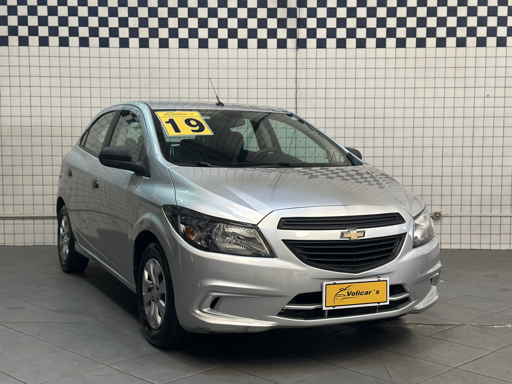 Chevrolet Onix Prata