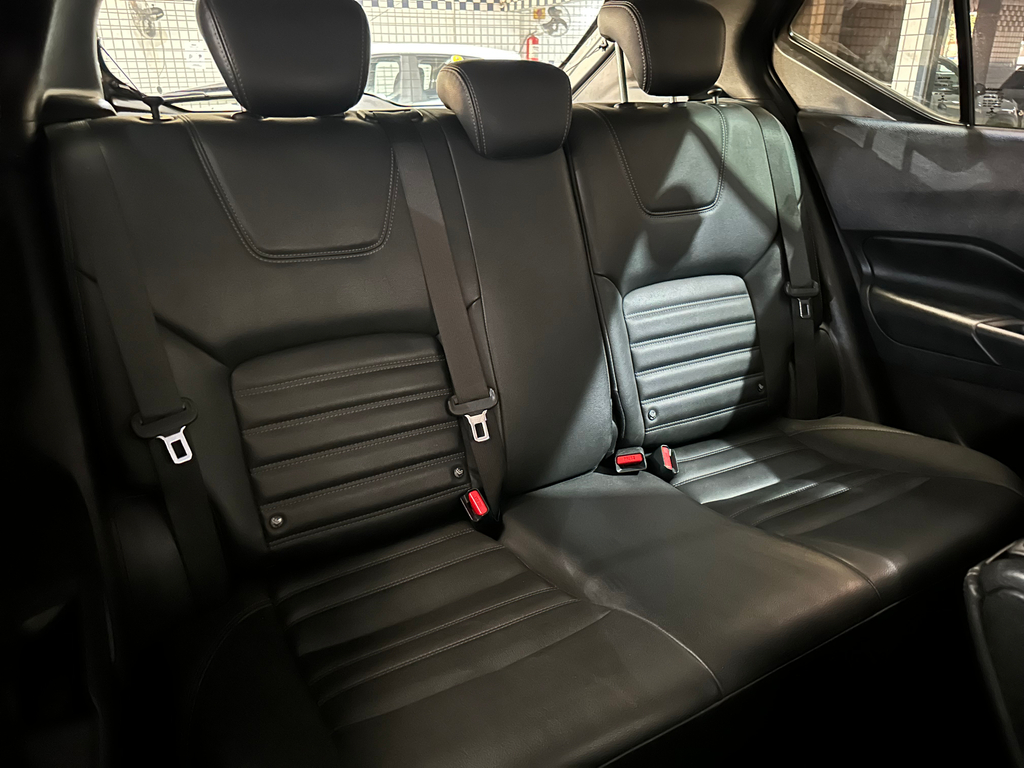 Nissan Kicks Cinza