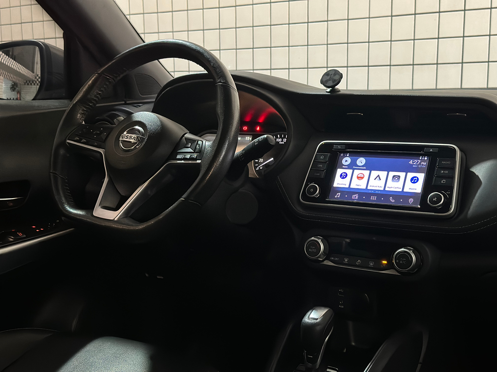 Nissan Kicks Cinza