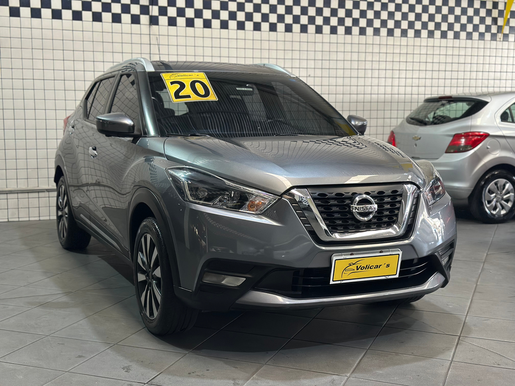 Nissan Kicks Cinza