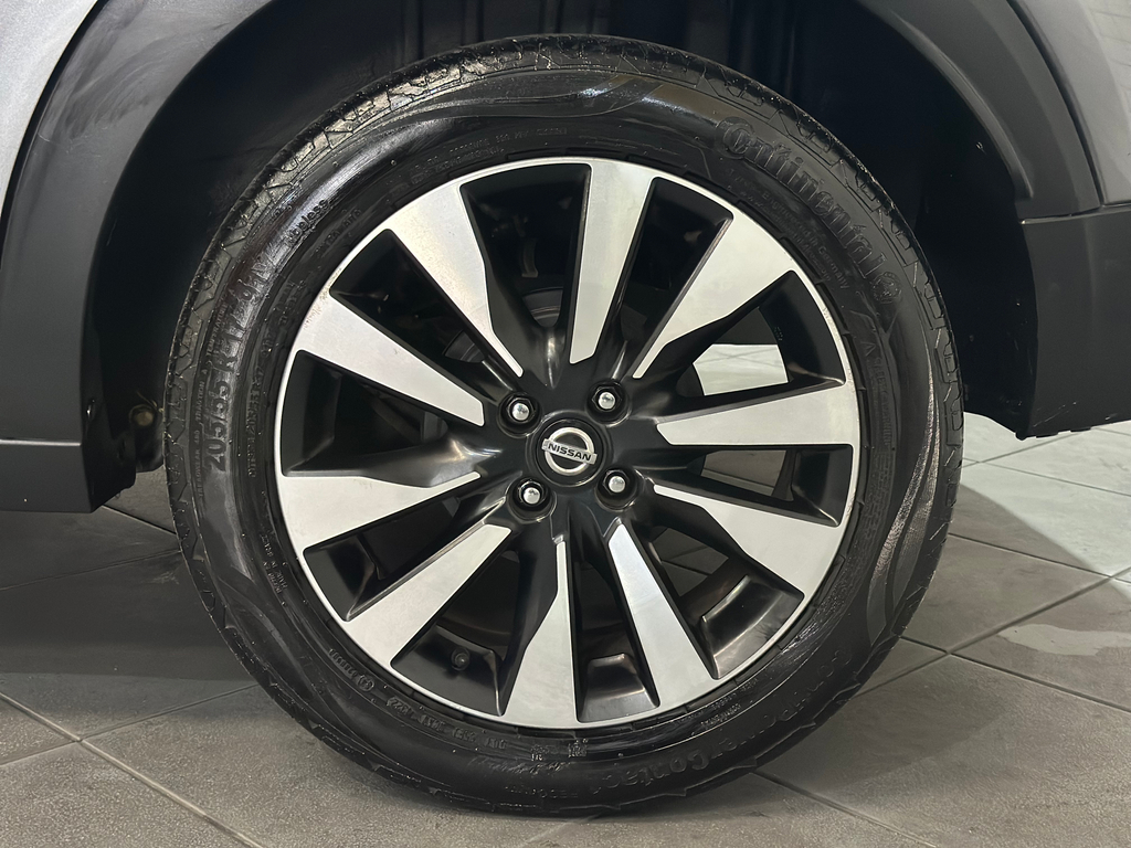 Nissan Kicks Cinza