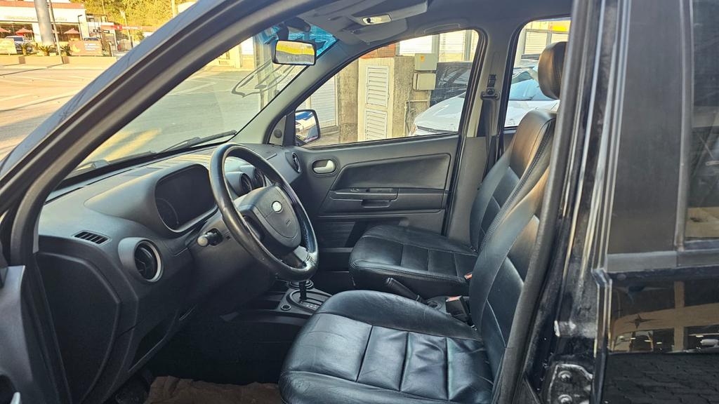 Ford EcoSport Preto