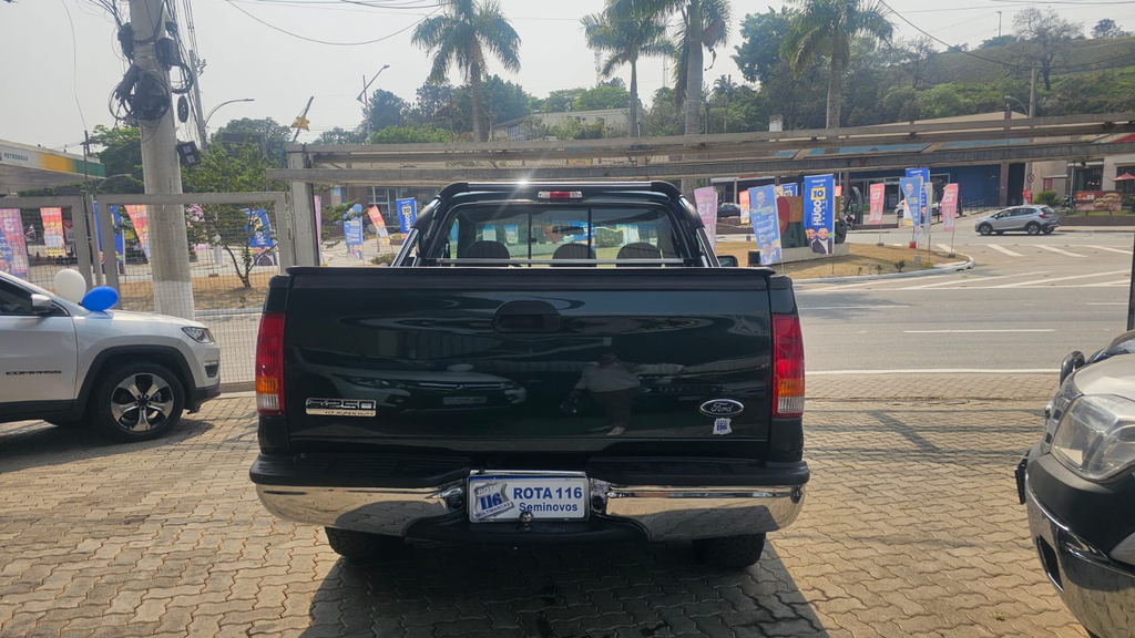Ford F-250 Verde