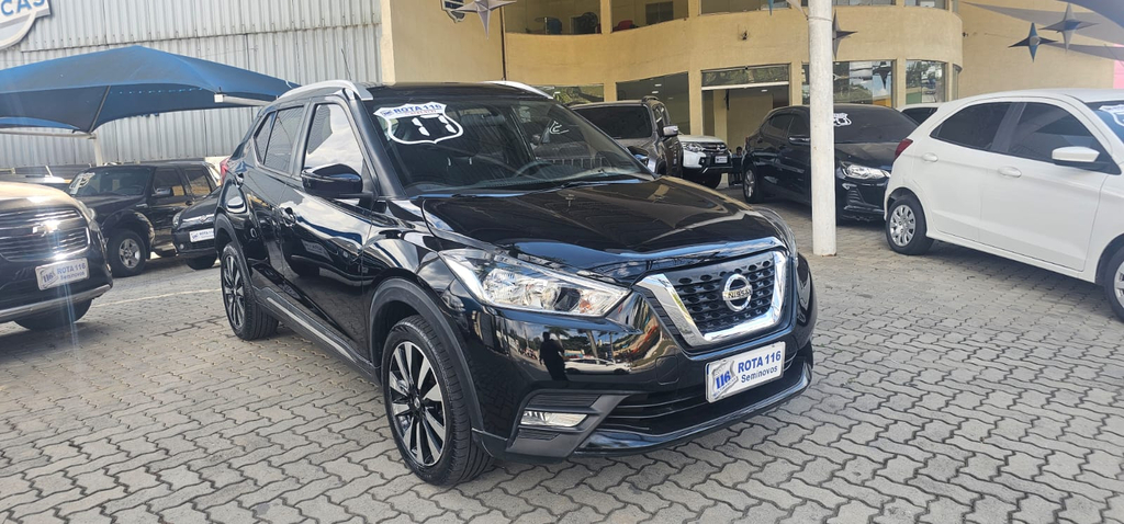 Nissan Kicks Preto