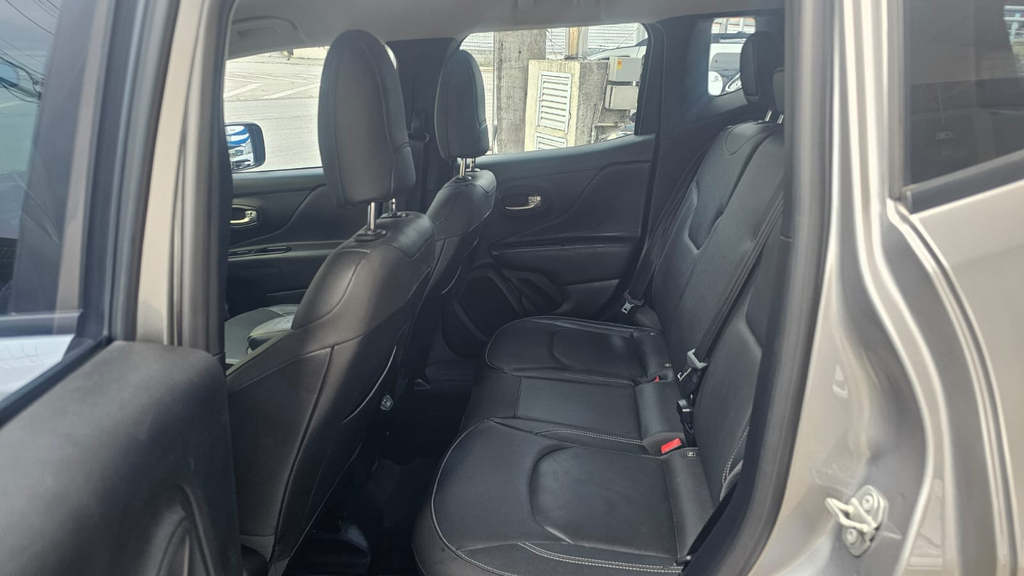 Jeep Renegade Prata