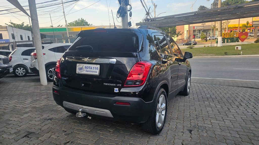 Chevrolet Tracker Preto