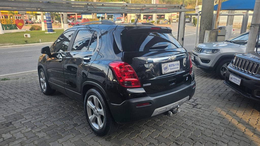 Chevrolet Tracker Preto