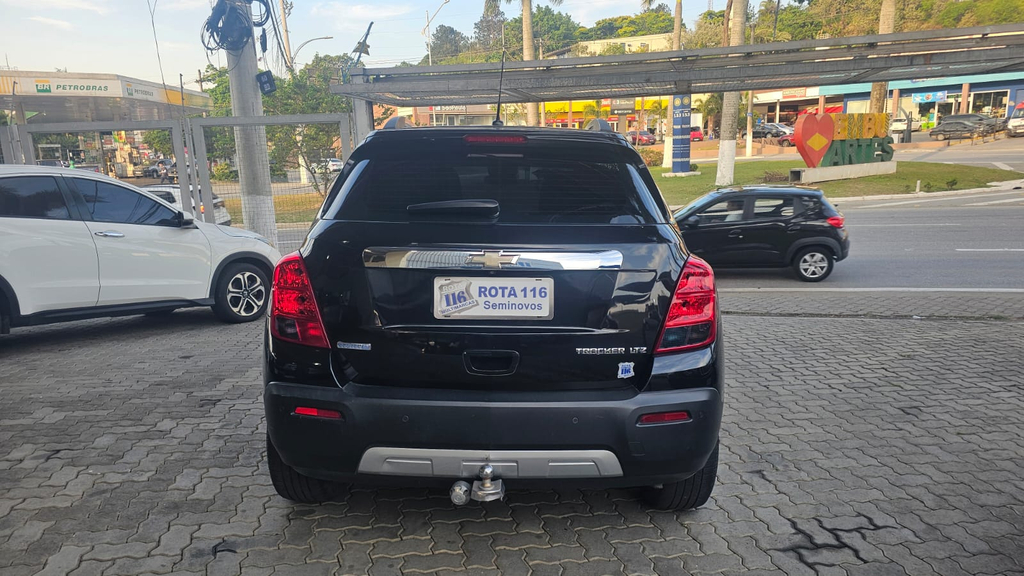 Chevrolet Tracker Preto