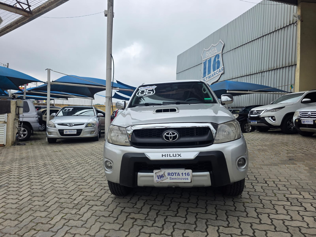 ROTA 116 MULTIMARCAS - EMBU DAS ARTES - Toyota Hilux-cabine-dupla - 2006