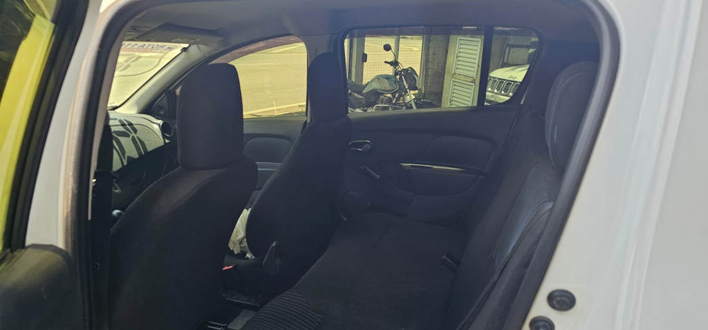 Renault Sandero Branco
