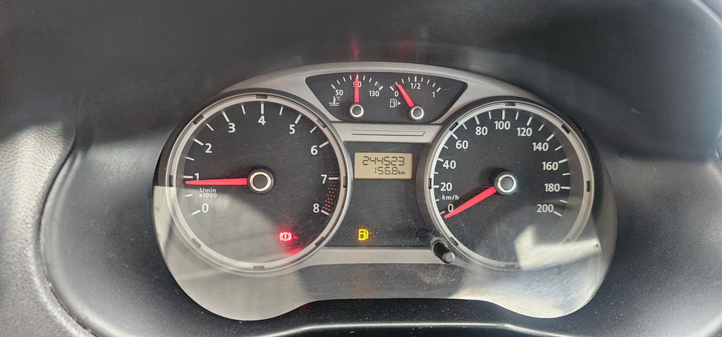 Volkswagen Voyage Prata