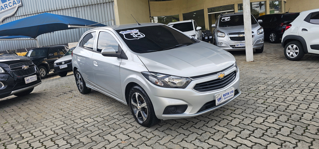 Chevrolet Onix Prata