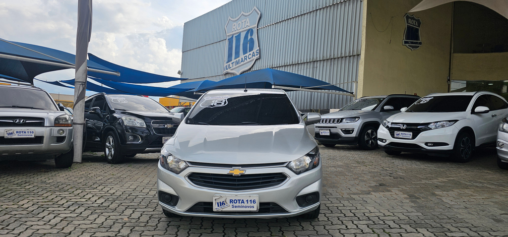 Chevrolet Onix Prata
