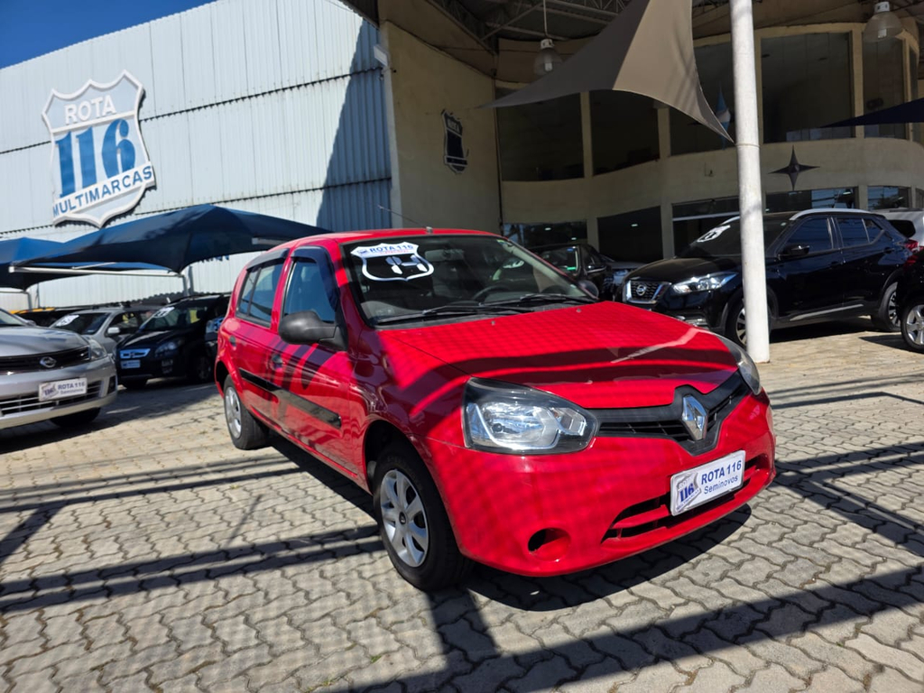 Renault Clio Vermelho