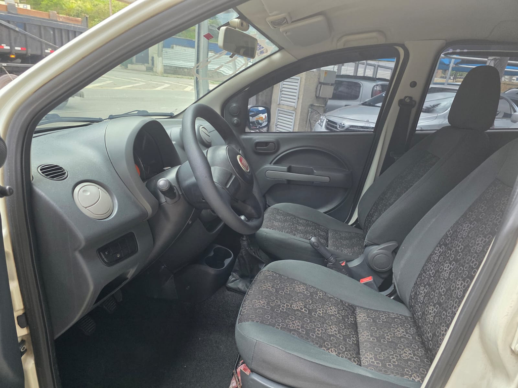 Fiat Uno Branco