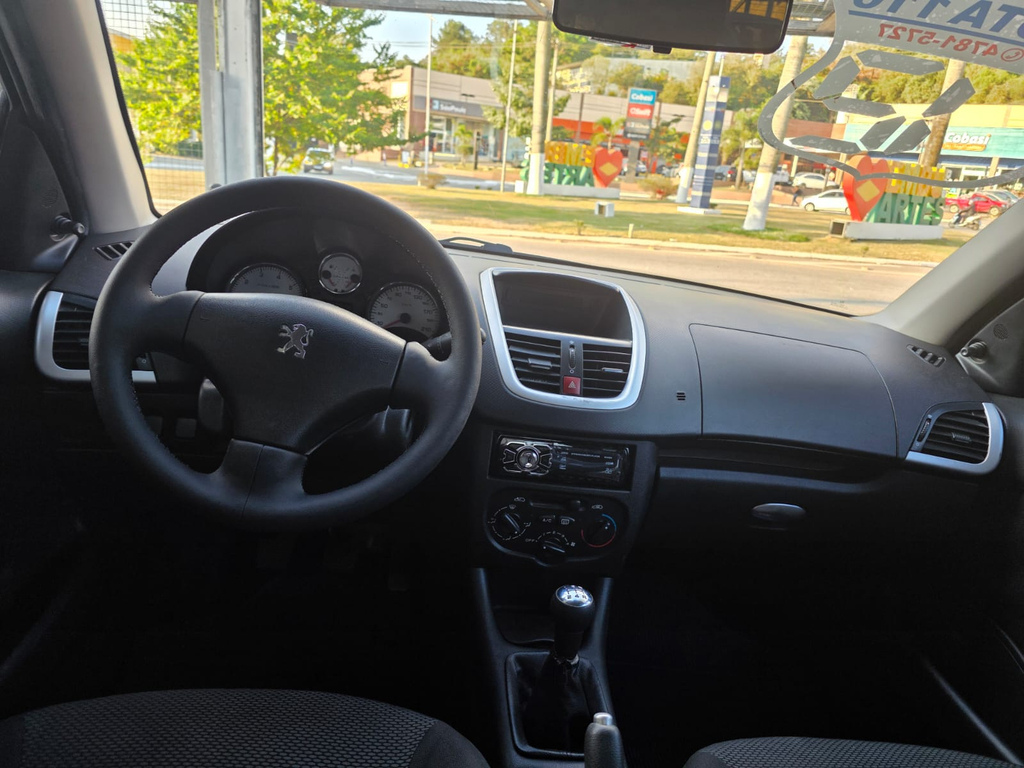 Peugeot 207 Prata