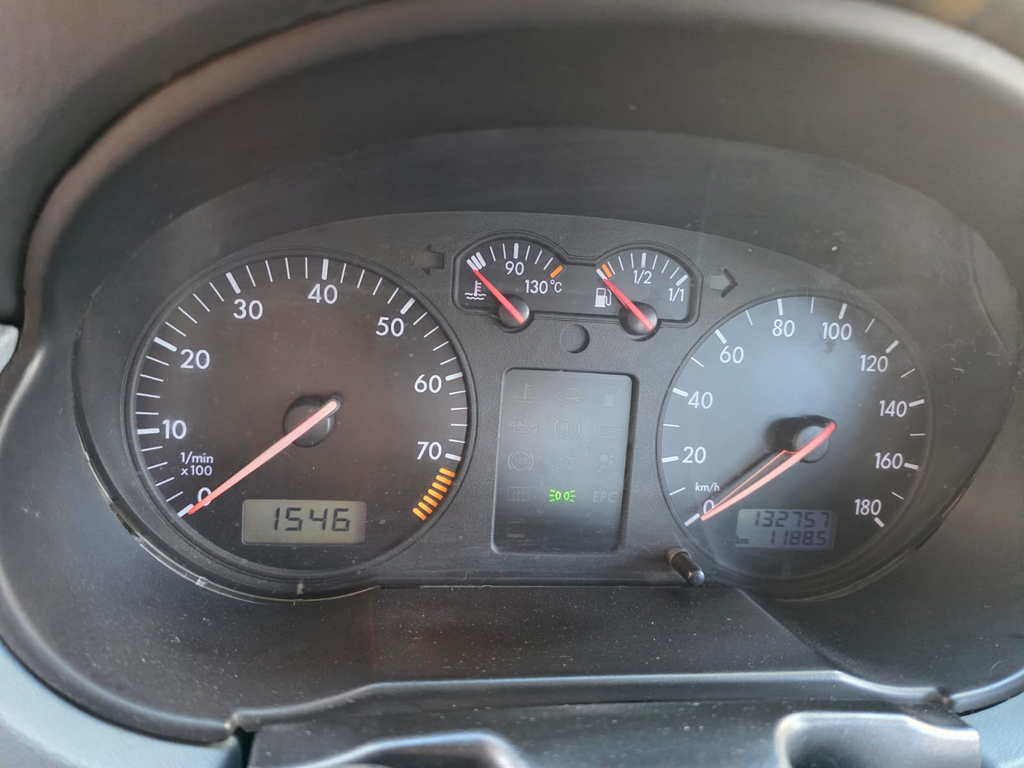 Volkswagen Gol Bege