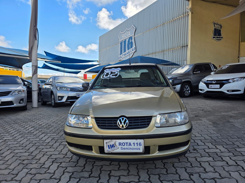 Volkswagen Gol Bege
