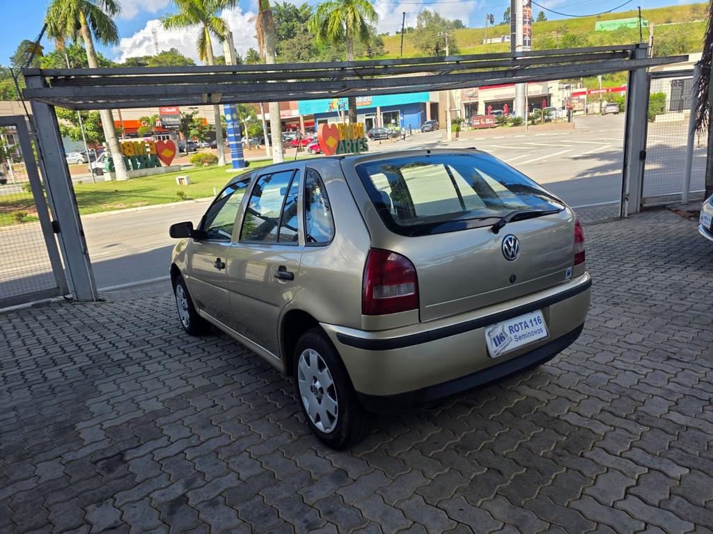 Volkswagen Gol Bege