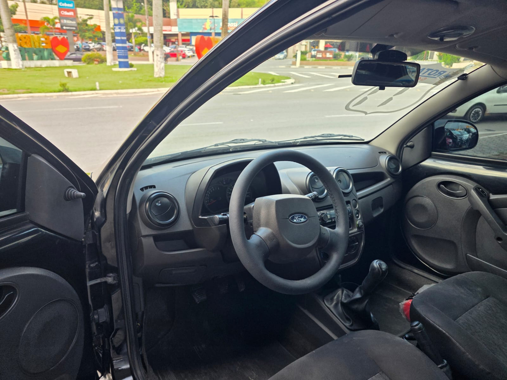 Ford Ka Hatch Preto