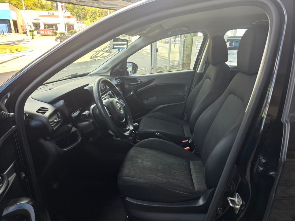 Fiat Argo Preto
