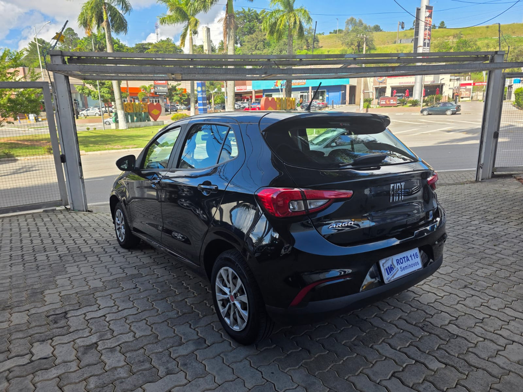 Fiat Argo Preto