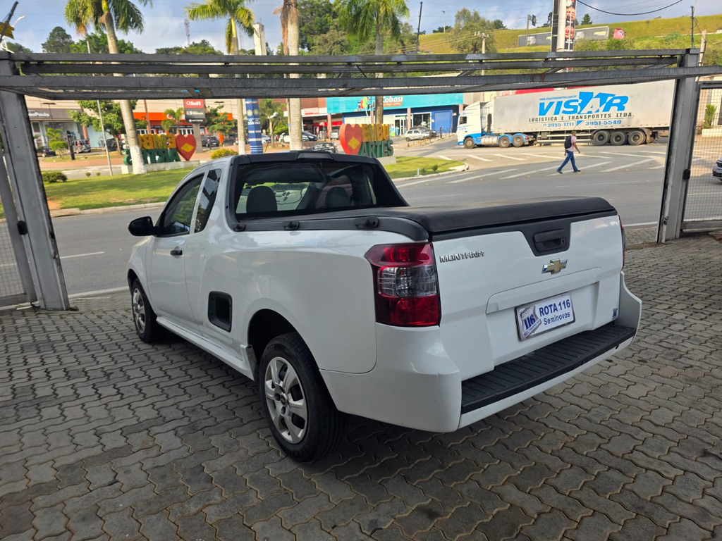 Chevrolet Montana Branco