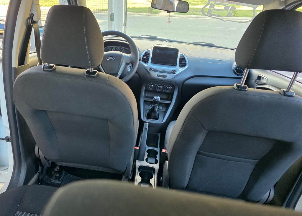 Ford Ka Sedan Branco