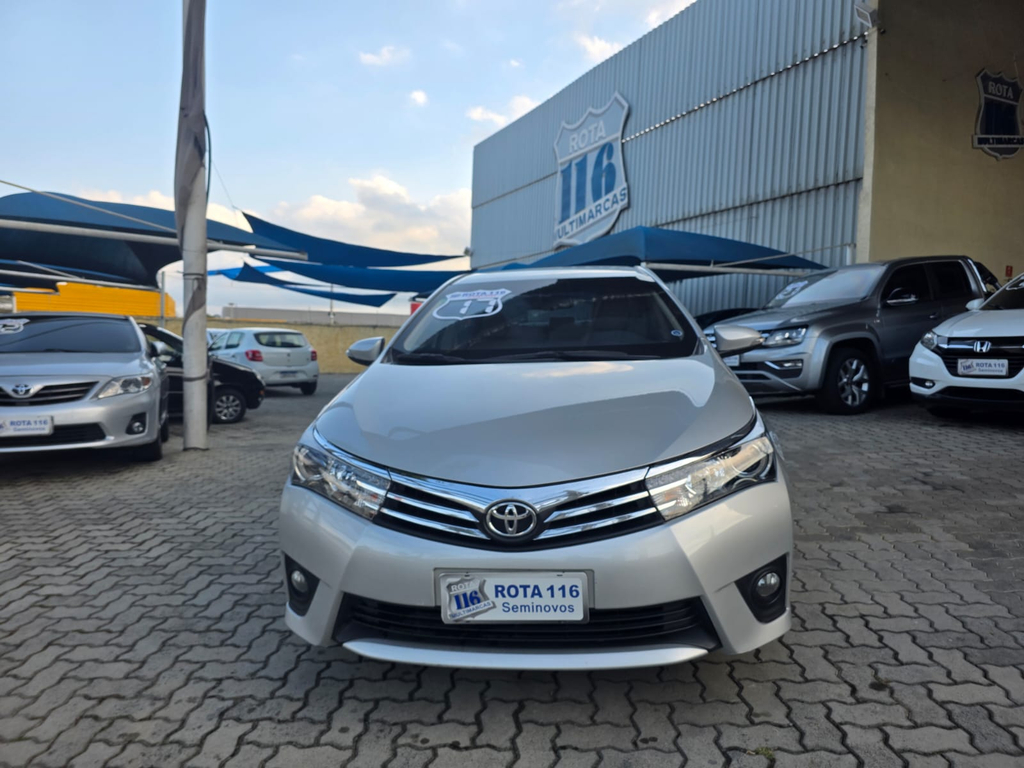 Toyota Corolla Prata