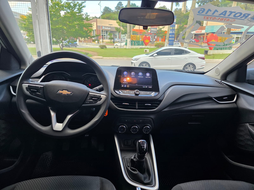 Chevrolet Onix Prata