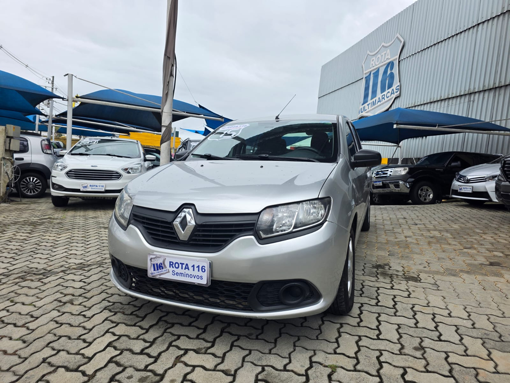 Renault Sandero Prata