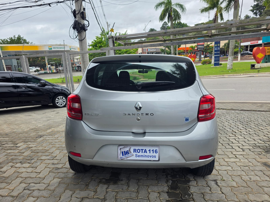 Renault Sandero Prata