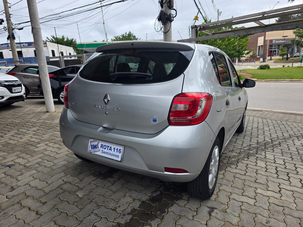 Renault Sandero Prata