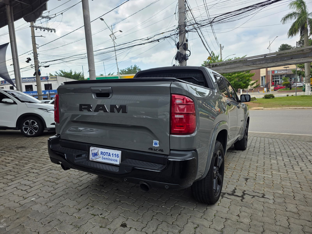 Ram RAMPAGE Cinza