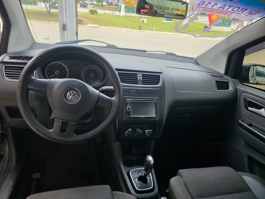 Volkswagen Fox Cinza
