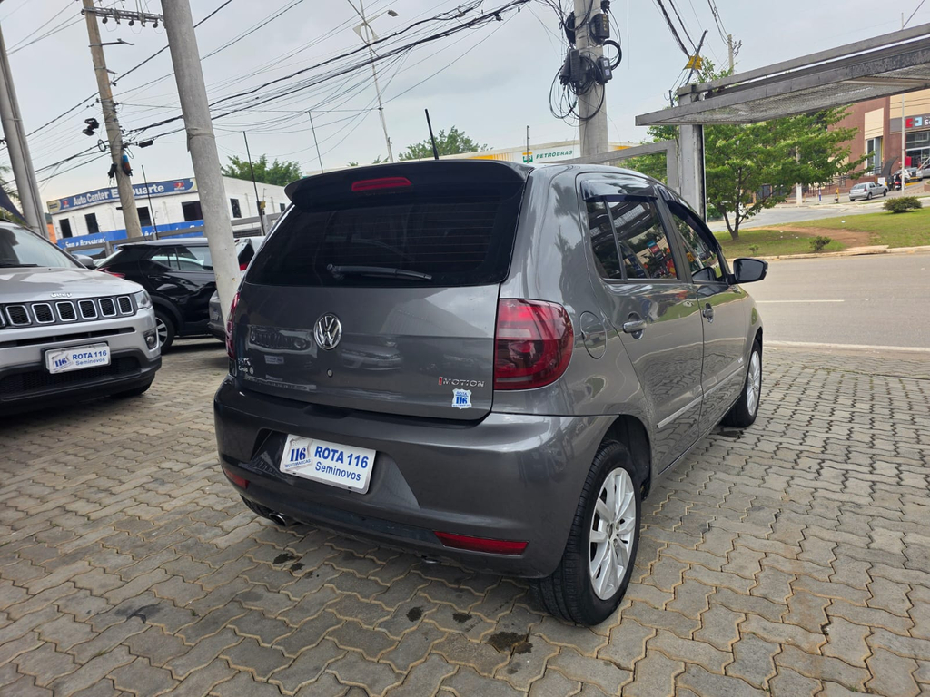 Volkswagen Fox Cinza