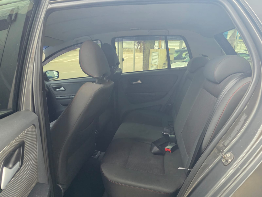 Volkswagen Fox Cinza