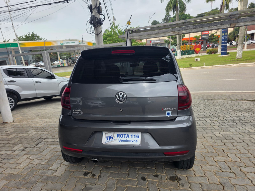Volkswagen Fox Cinza